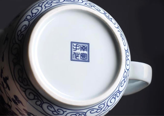 Blue & White Ceramic Teapot with Lid - 28oz